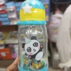 Adorable children’s water bottles with cartoon prints